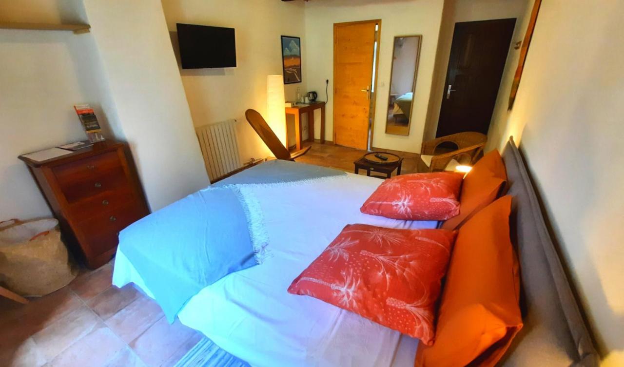 Cros  Mas De Boissiere - Chambres D'Hotes Avec Piscine Et Jacuzzi מראה חיצוני תמונה